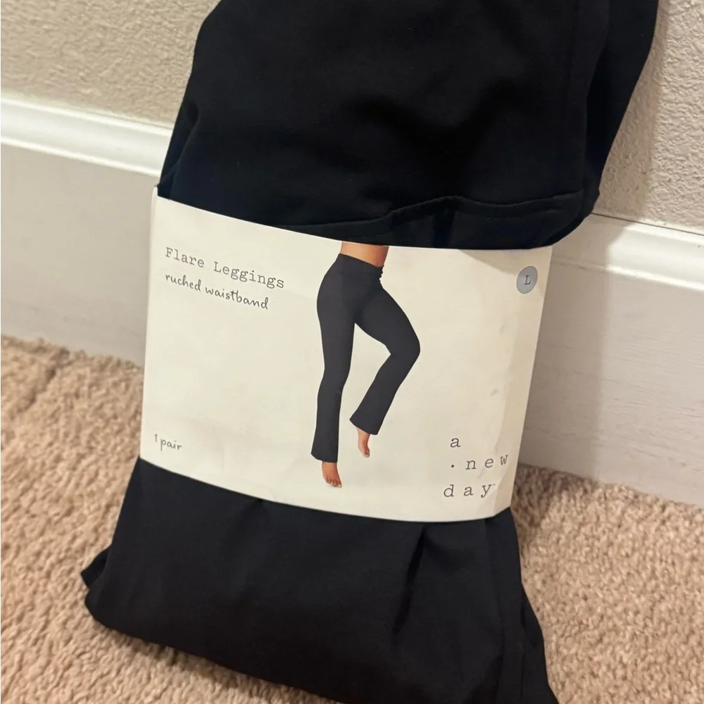 A New Day Black flare & ruched legging’s - Picture 3 of 8